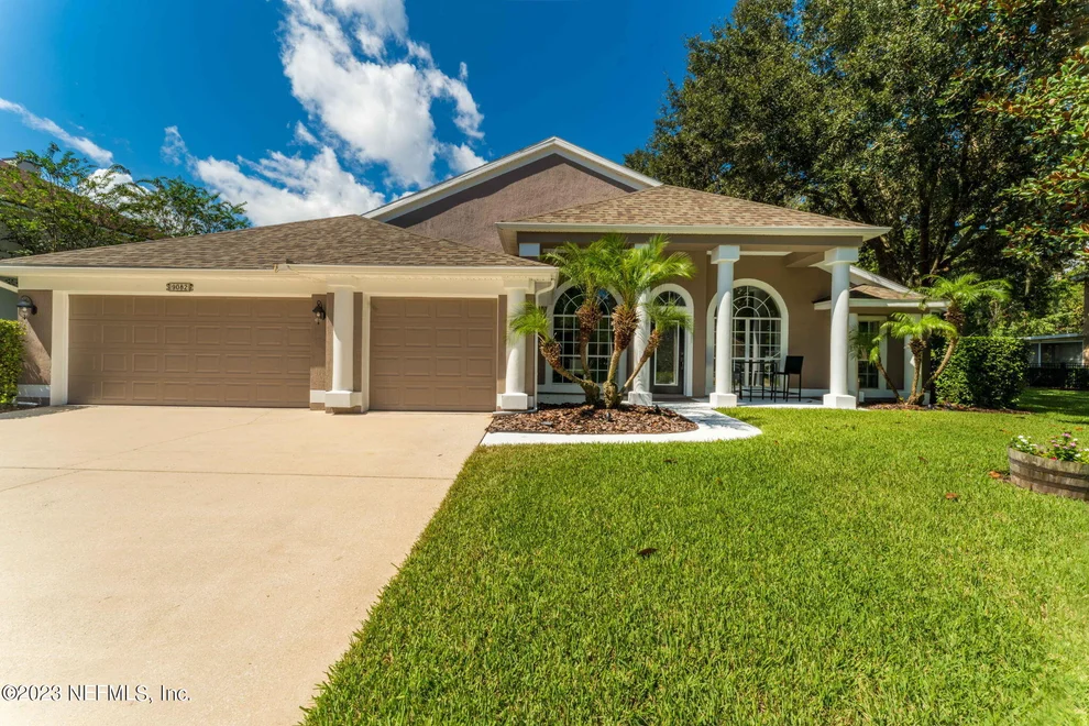 Unit for sale at 9082 HAMPTON LANDING Drive E, Jacksonville, FL 32256