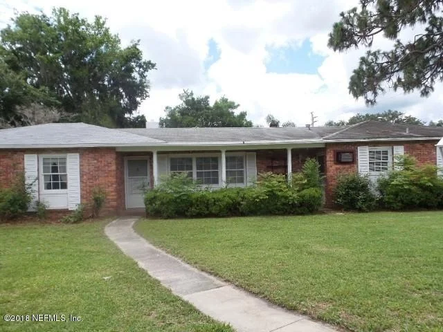 Unit for sale at 2155 DIANA Drive, Palatka, FL 32177