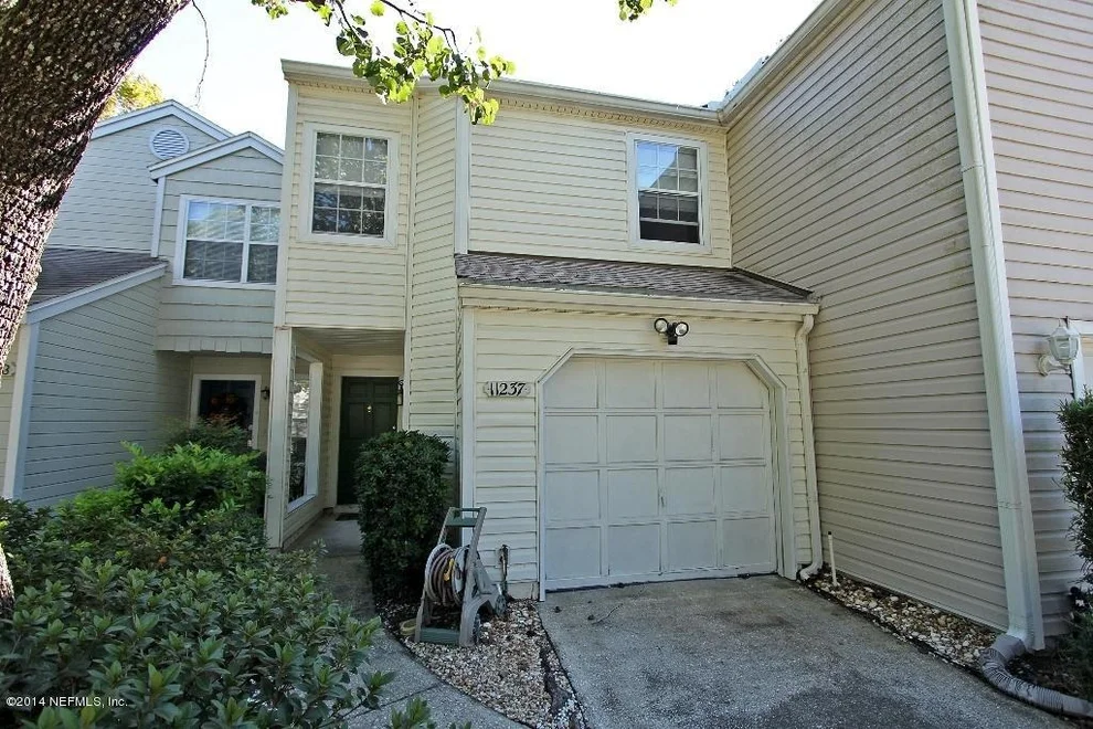 Unit for sale at 11237 Lake Mandarin Circle E, Jacksonville, FL 32223