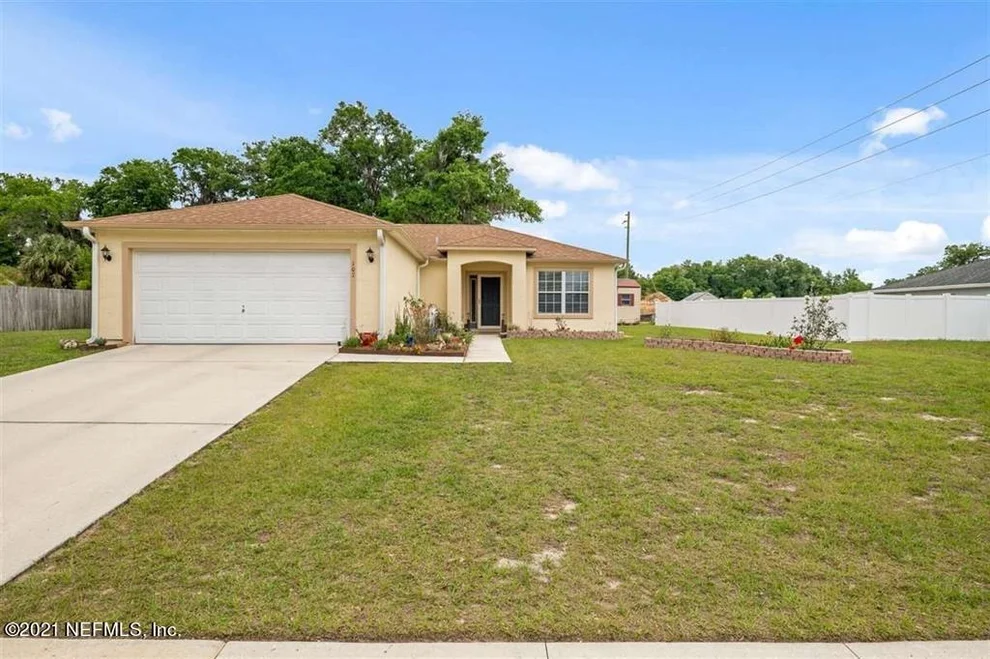 Unit for sale at 107 VILLAGE Drive, Welaka, FL 32193