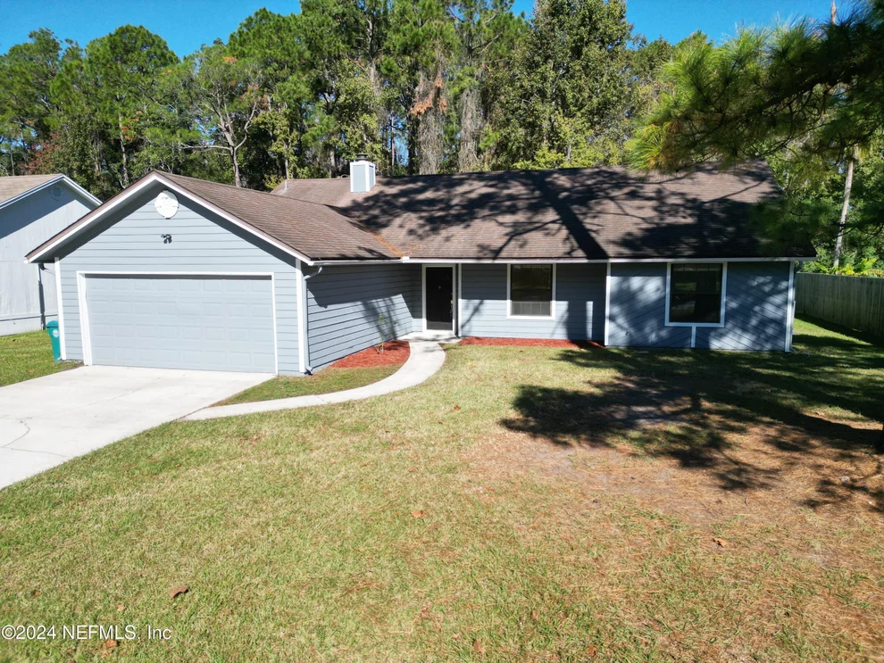 Unit for sale at 1335 BEE Street N, Orange Park, FL 32065