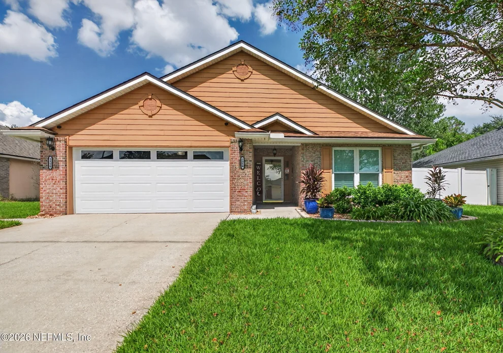 Unit for sale at 1350 SUMMIT OAKS Drive W, Jacksonville, FL 32221