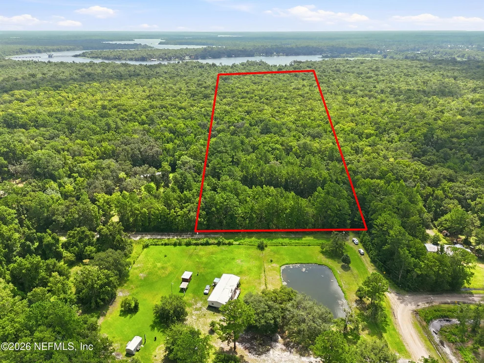 Unit for sale at 143 PINE TREE Road, Palatka, FL 32177