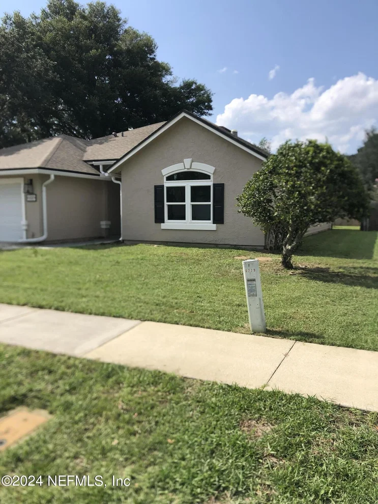 Unit for sale at 8229 PROVINCIAL Circle S, Jacksonville, FL 32277
