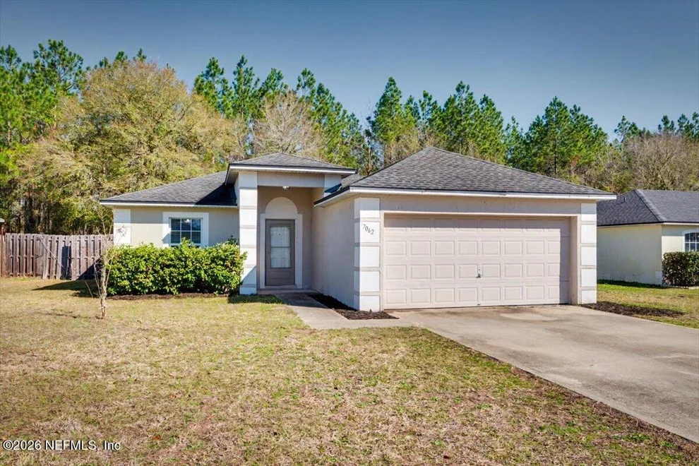 Unit for sale at 37062 SOUTHERN GLEN Way, Hilliard, FL 32046