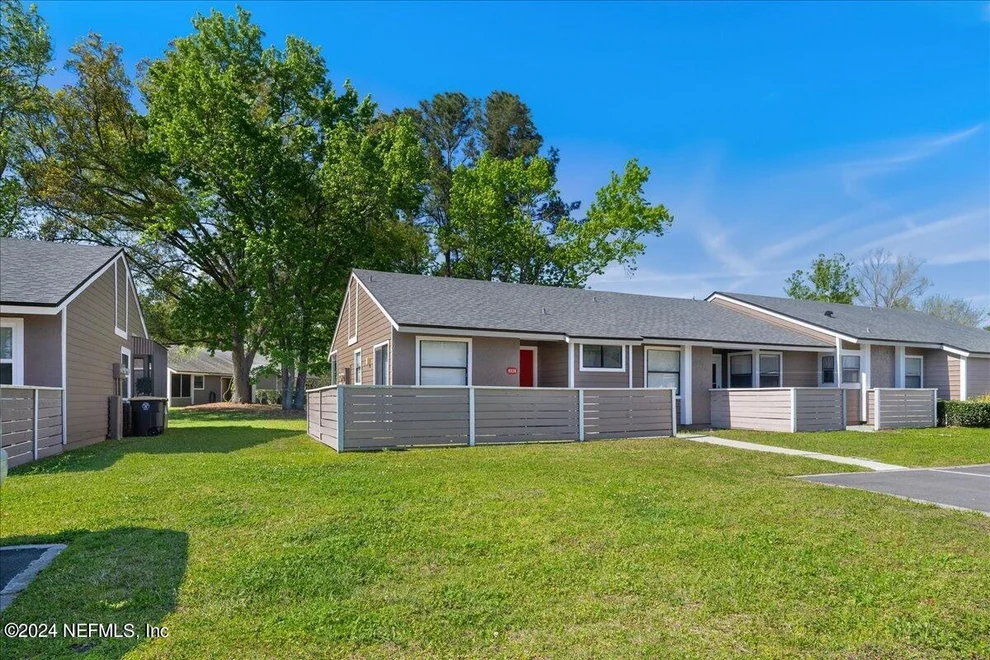 Unit for sale at 8326 DERBYSHIRE Place, Jacksonville, FL 32244
