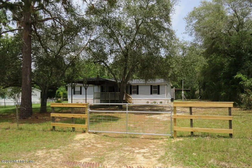 Unit for sale at 7595 OAK FOREST Road, Keystone Heights, FL 32656