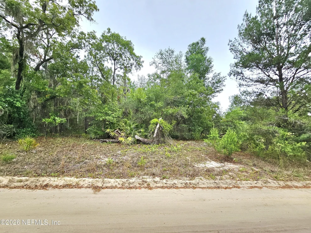 Unit for sale at 302 RAINBOW Drive, Florahome, FL 32140