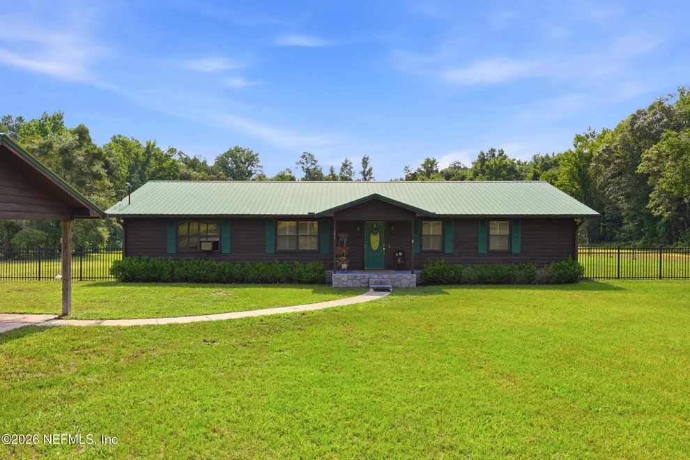 Unit for sale at 106 KRANTZ Road, Palatka, FL 32177