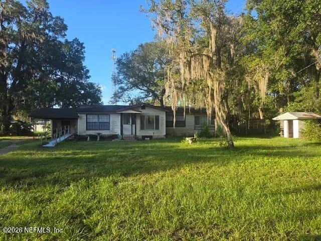 Unit for sale at 604 W MARKET Road, Starke, FL 32091