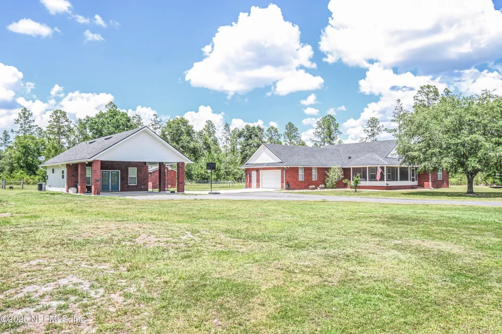 Unit for sale at 11485 PEACOCK CREEK Road, Glen St. Mary, FL 32040