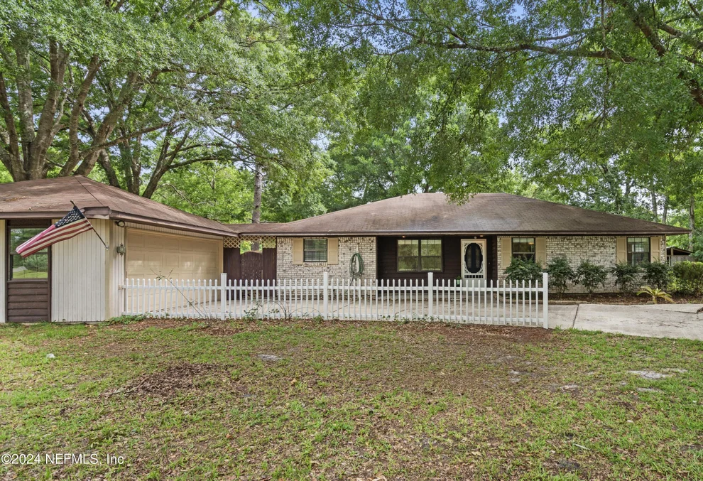 Unit for sale at 2398 PINE HOLLOW Road, Green Cove Springs, FL 32043