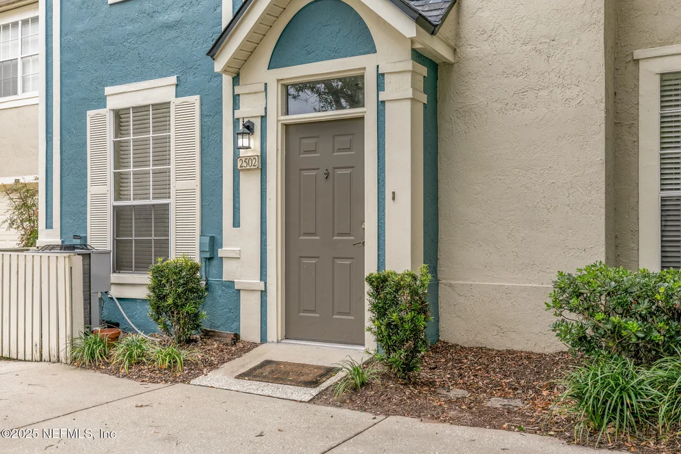 Unit for sale at 13703 RICHMOND PARK Drive N, Jacksonville, FL 32224