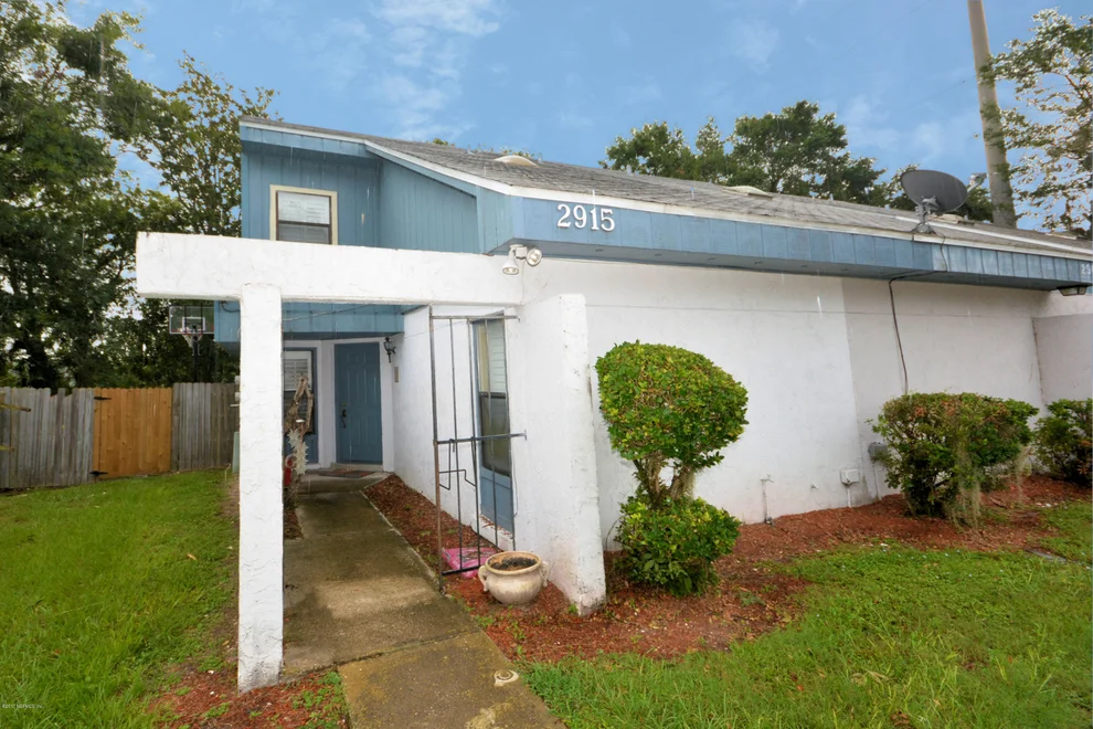 Unit for sale at 2915 BAYSHORE Drive E, Jacksonville, FL 32233