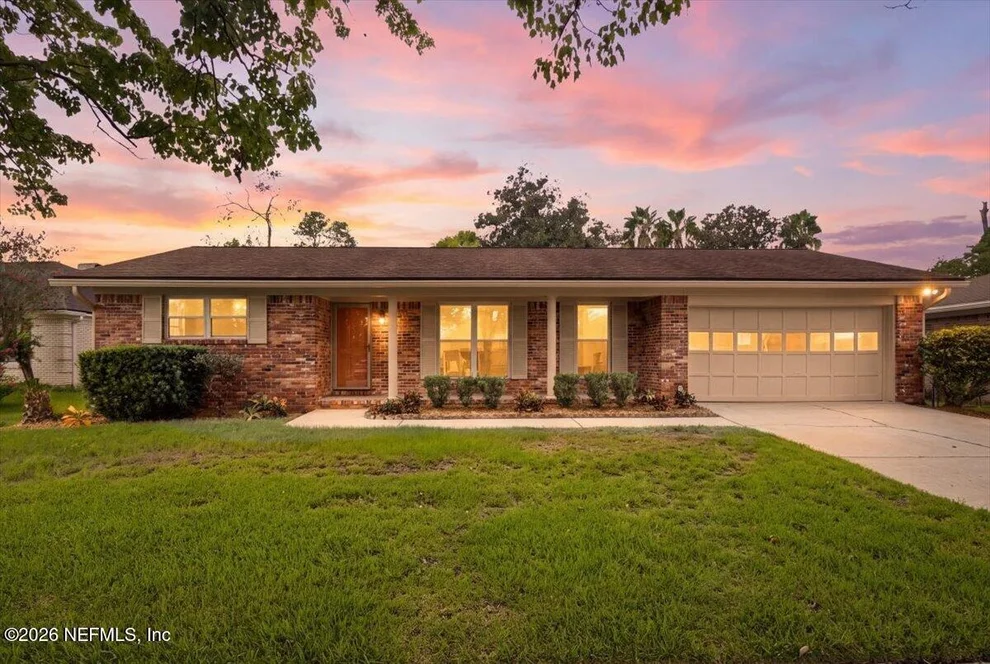 Unit for sale at 9042 WARWICKSHIRE Road, Jacksonville, FL 32257