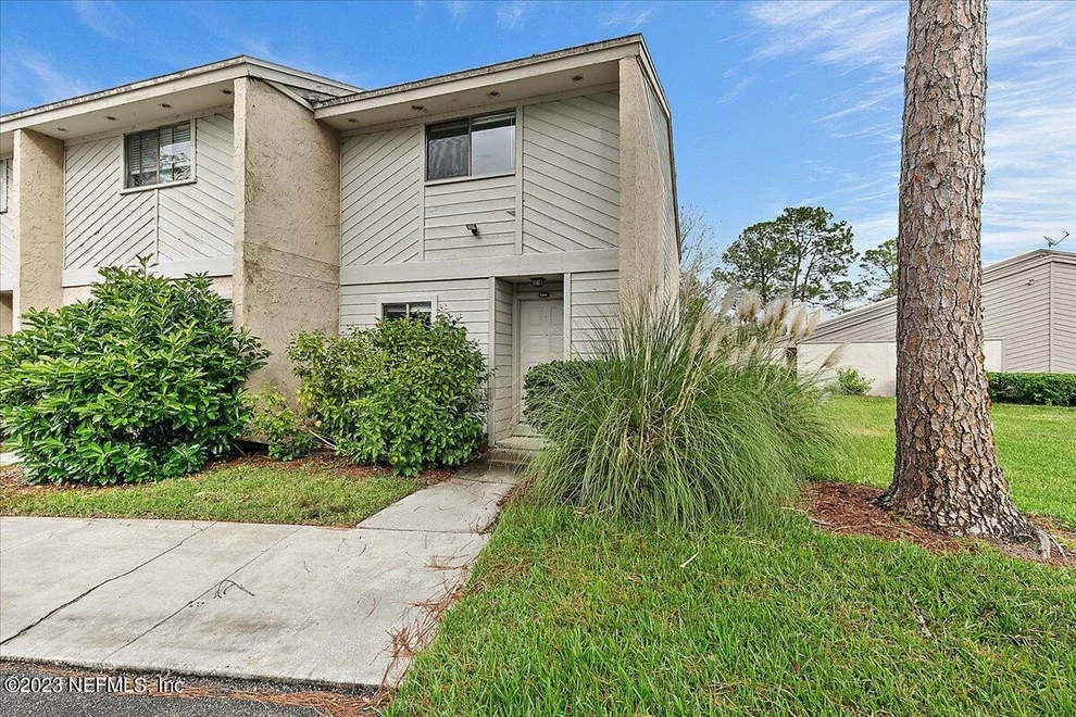 Unit for sale at 3801 CROWN POINT Road, Jacksonville, FL 32257