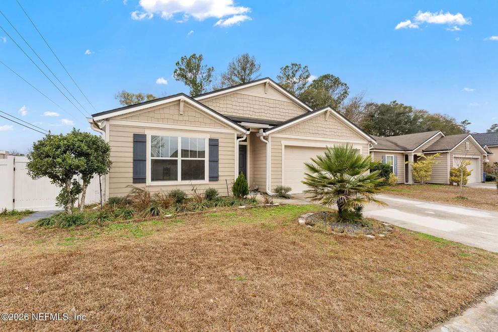 Unit for sale at 45013 AMHURST OAKS Drive, Callahan, FL 32011