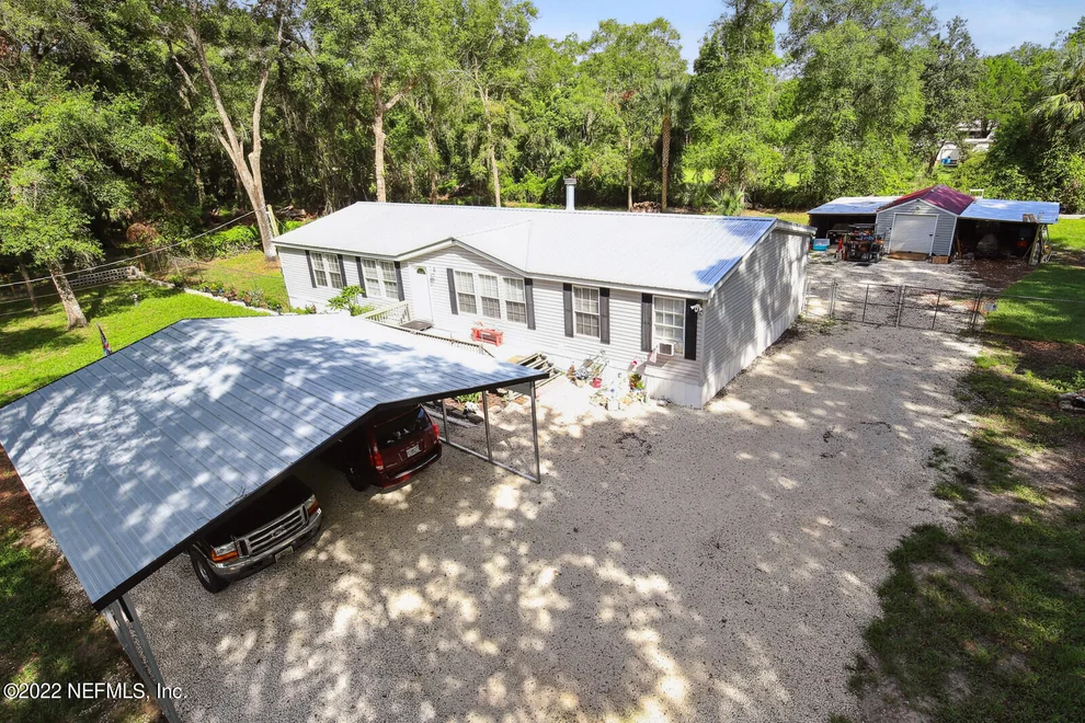 Unit for sale at 234 ST JOHNS Avenue, Satsuma, FL 32189