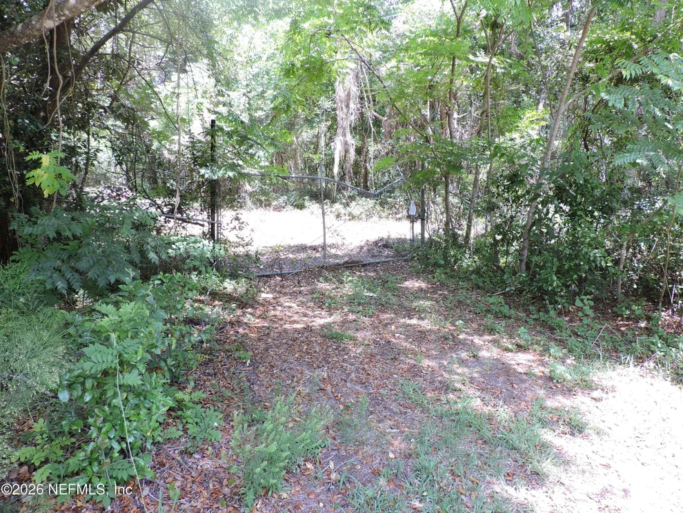 Unit for sale at 3725 COUNTY ROAD 315A, Green Cove Springs, FL 32043