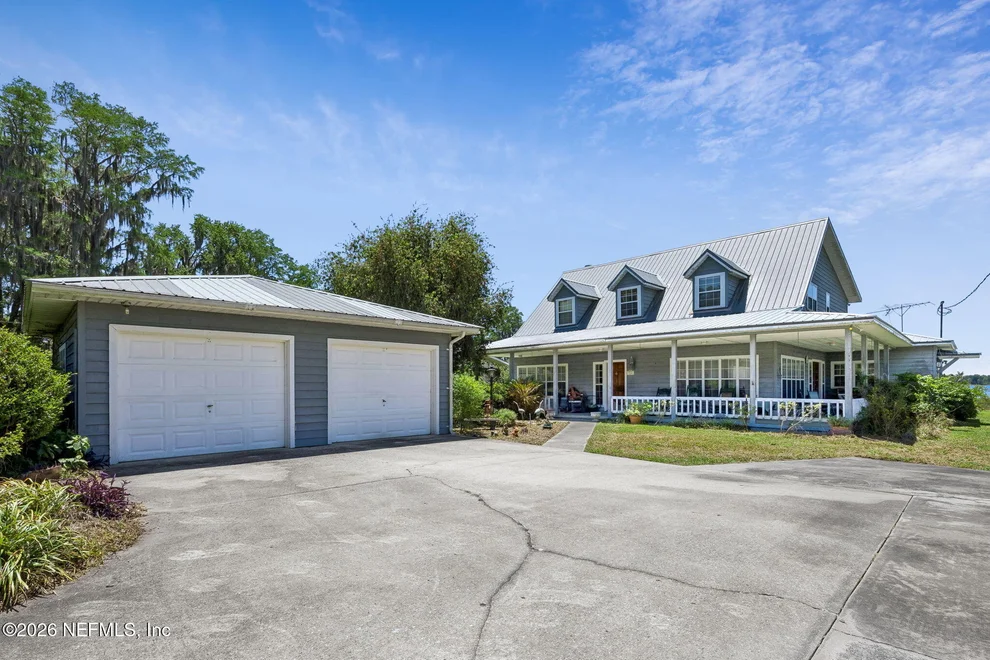 Unit for sale at 7430 SW COUNTY ROAD 18, Hampton, FL 32044