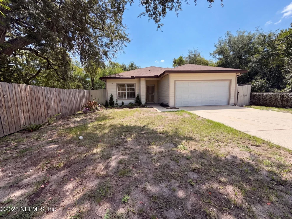 Unit for sale at 410 S 10TH Street, Fernandina Beach, FL 32034