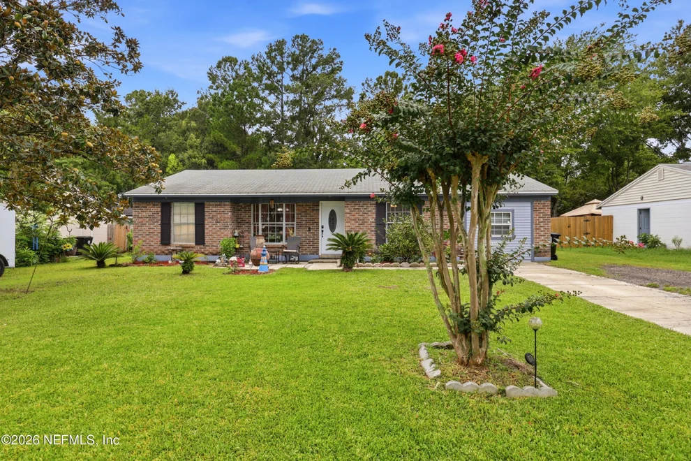 Unit for sale at 1670 ANNE Drive, Middleburg, FL 32068