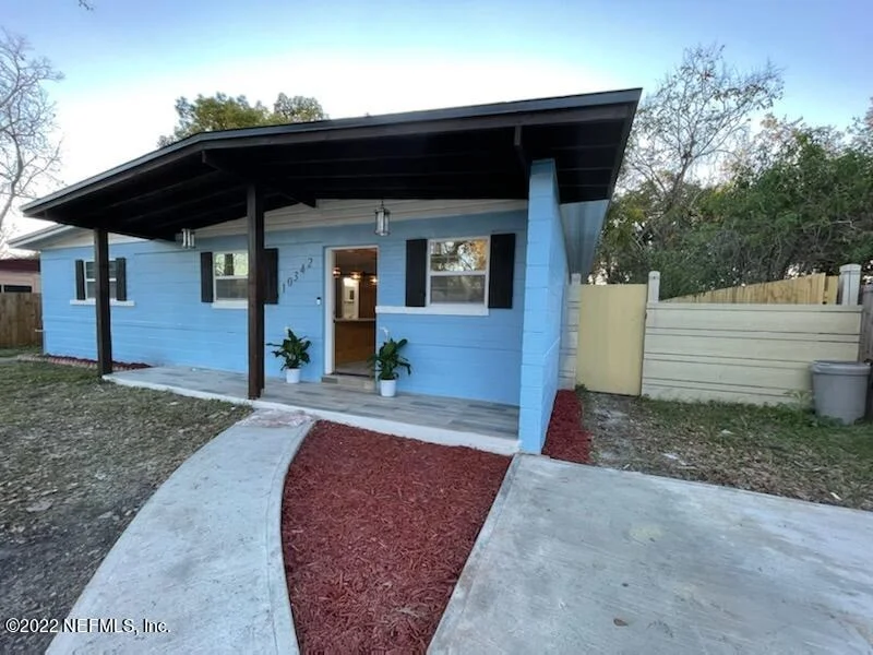Unit for sale at 10342 BRIARCLIFF Road E, Jacksonville, FL 32218