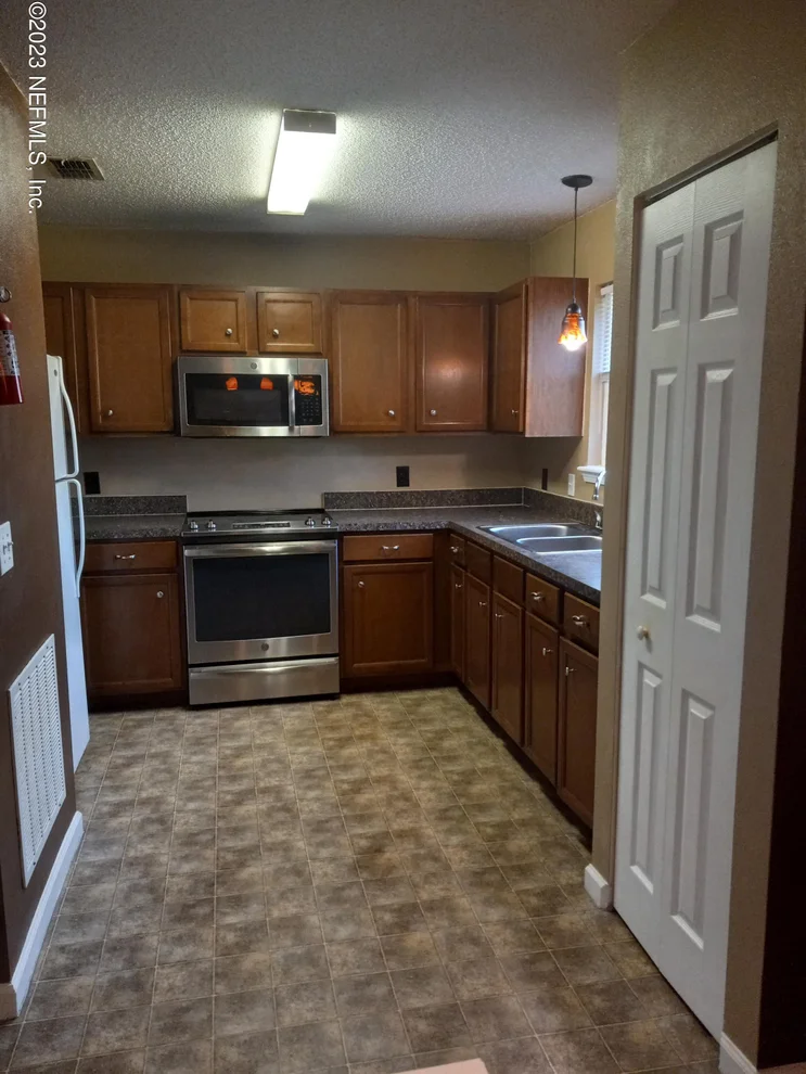 Unit for sale at 2541 HAYWOOD ESTATES Lane, Jacksonville, FL 32233