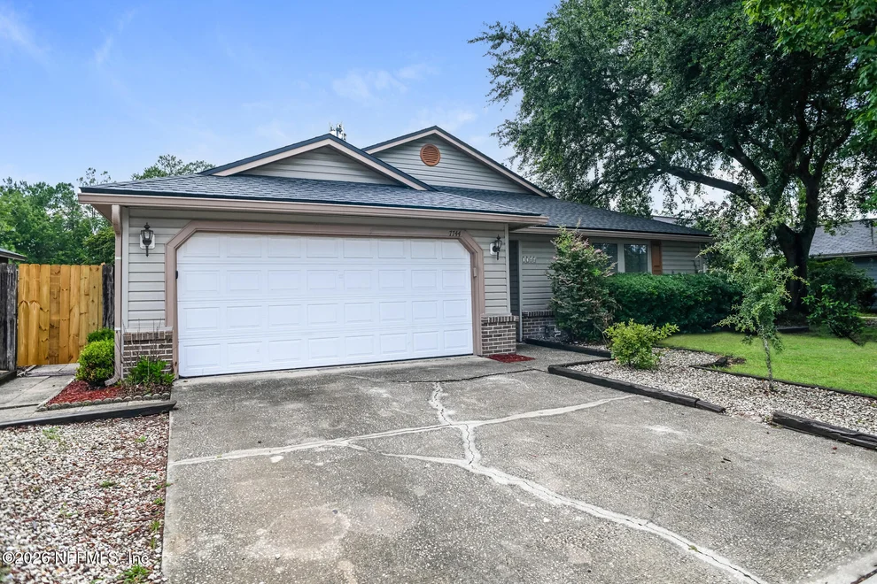 Unit for sale at 7744 ROCKRIDGE Drive W, Jacksonville, FL 32244
