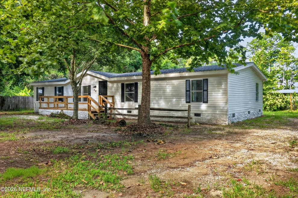 Unit for sale at 55520 JEWEL THOMAS Road, Callahan, FL 32011