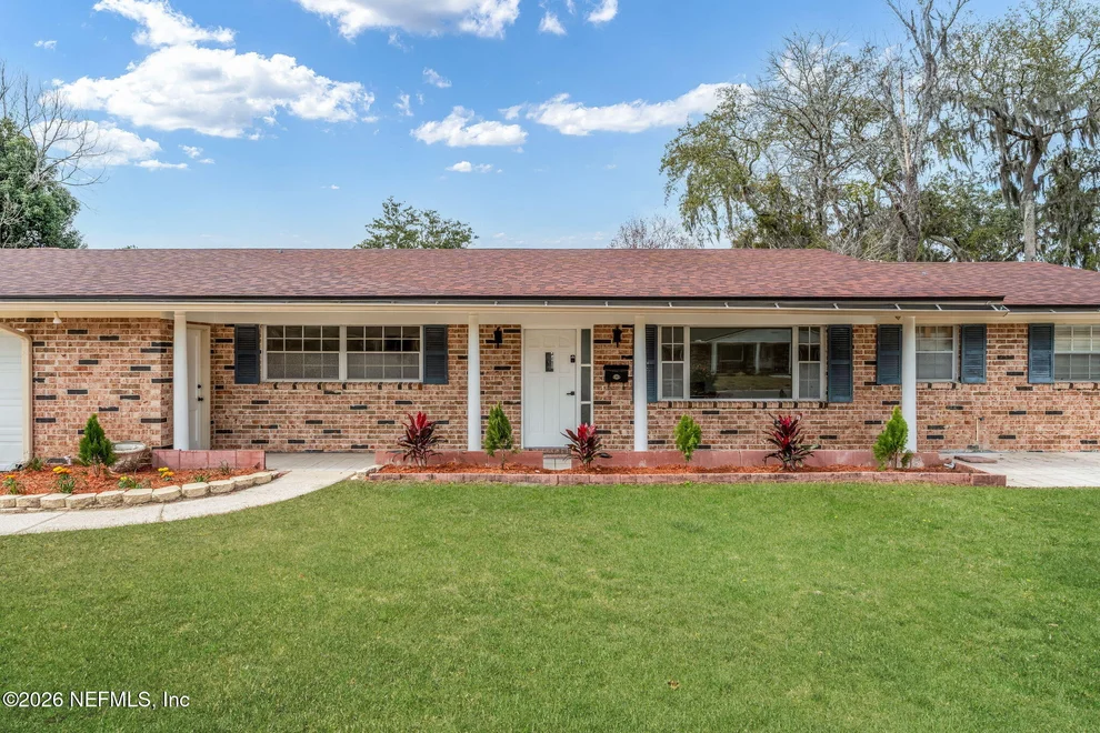 Unit for sale at 8460 LYNDA SUE Lane W, Jacksonville, FL 32217