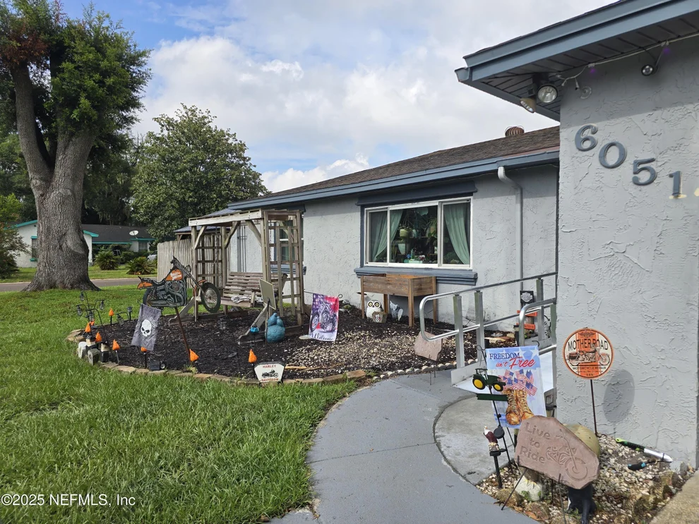 Unit for sale at 6051 FOXFIRE Court, Jacksonville, FL 32244