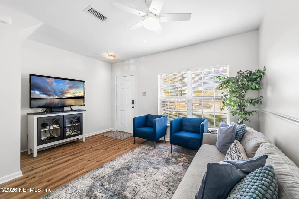 Unit for sale at 8230 DAMES POINT CROSSING Boulevard N, Jacksonville, FL 32277