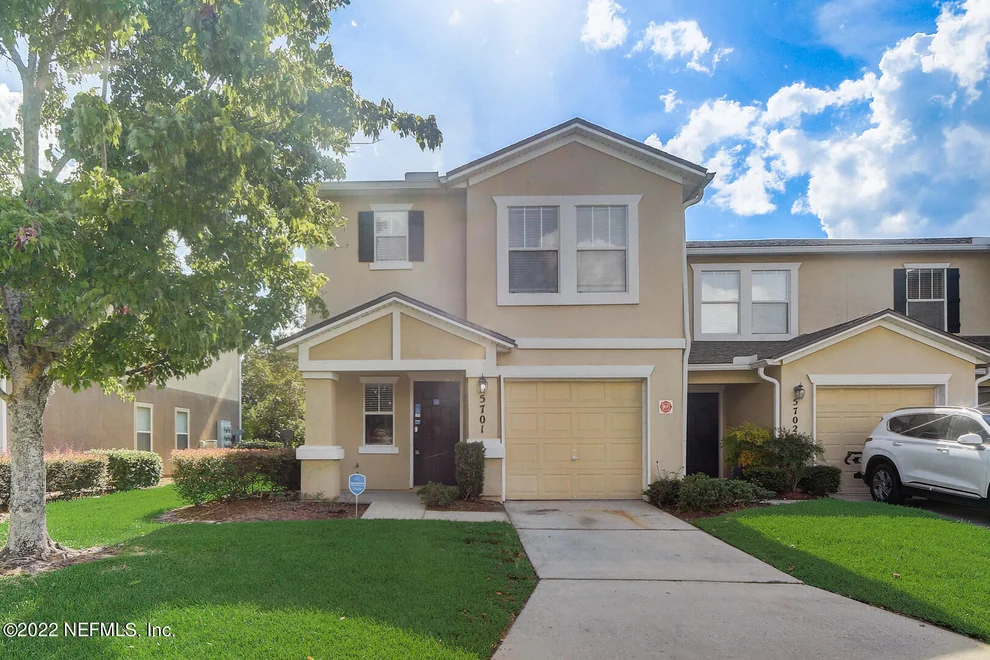 Unit for sale at 1500 CALMING WATER Drive, Fleming Island, FL 32003