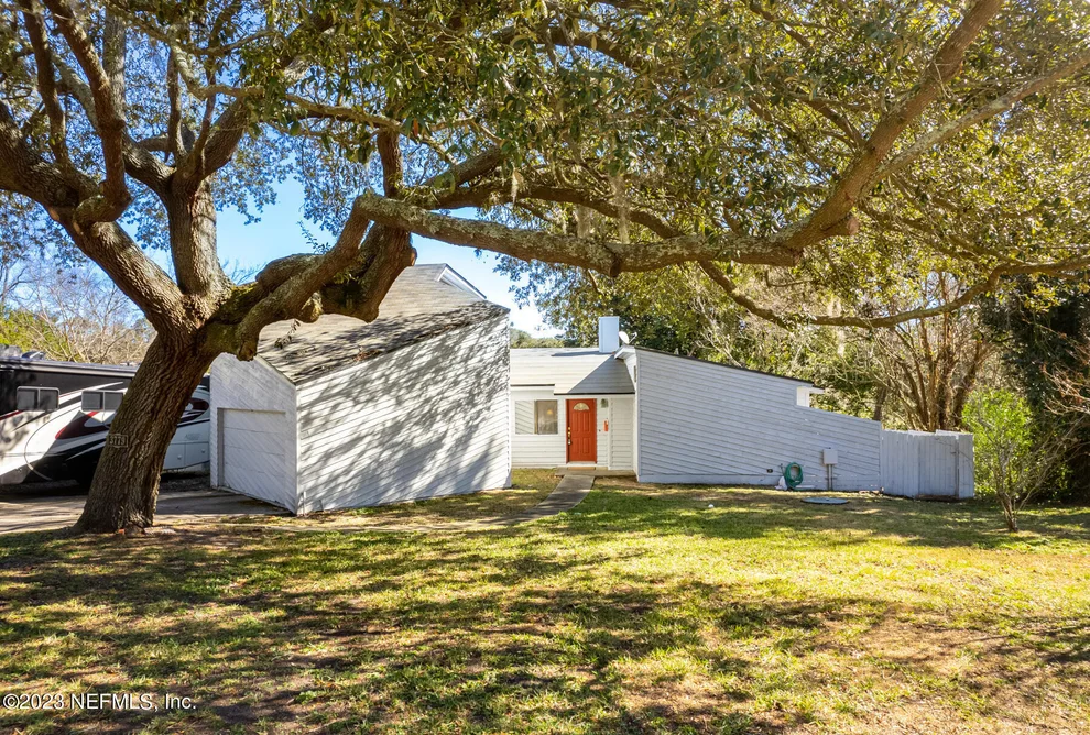 Unit for sale at 3779 HERMITAGE Road E, Jacksonville, FL 32277