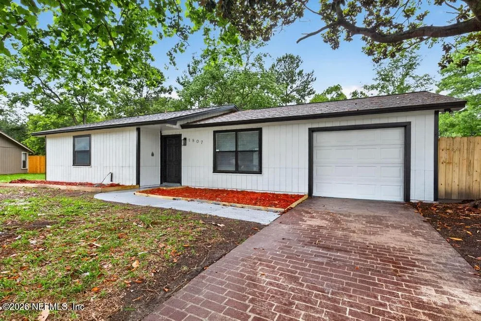 Unit for sale at 1807 SHANNON LAKE Drive, Middleburg, FL 32068