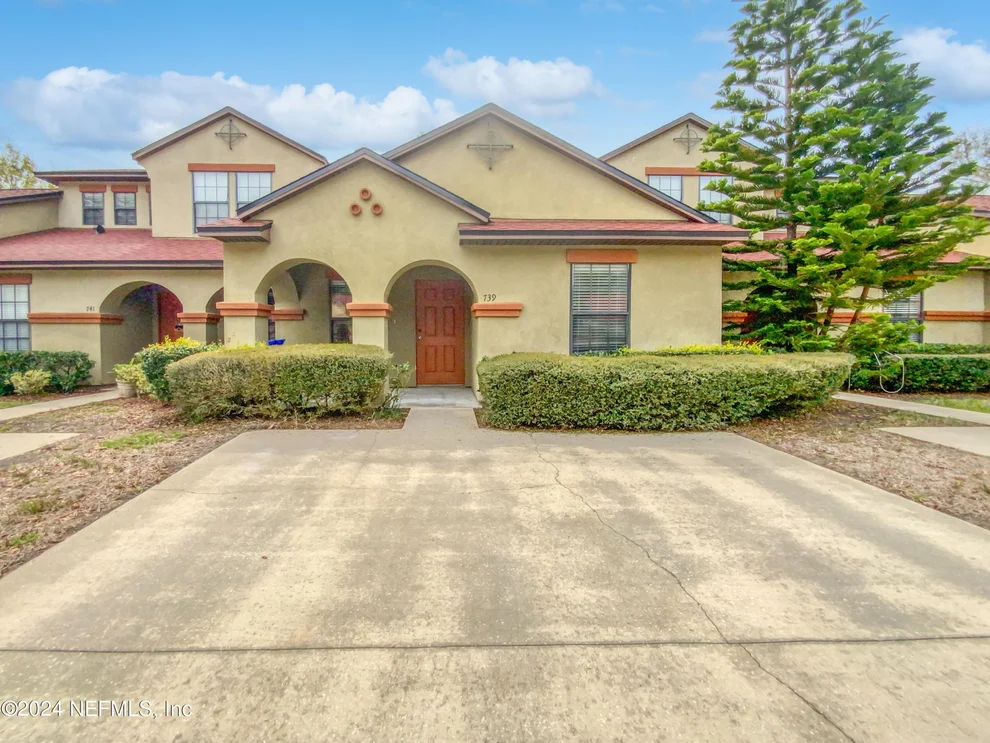 Unit for sale at 739 GINGER MILL Drive, St. Johns, FL 32259