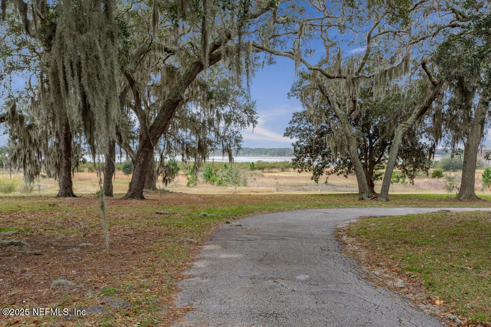 Unit for sale at 0000 STATE ROAD 100, Keystone Heights, FL 32656