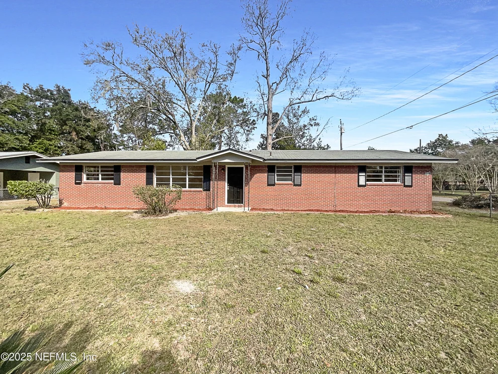 Unit for sale at 219 IVY Street, Macclenny, FL 32063
