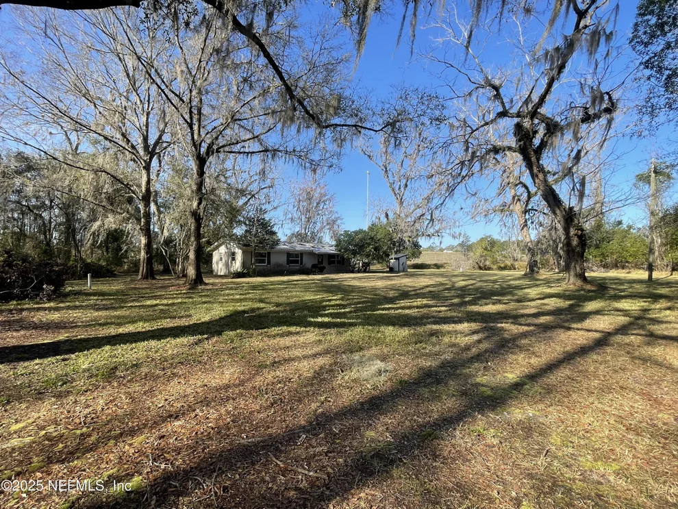 Unit for sale at 5202 SW 155TH Street, Starke, FL 32091
