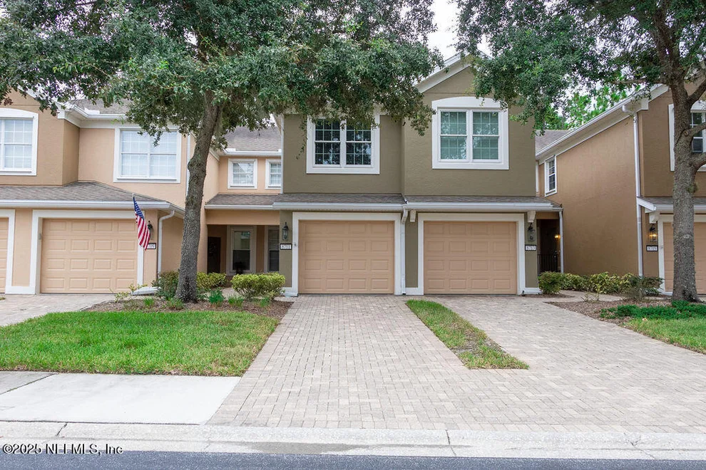 Unit for sale at 8711 LITTLE SWIFT Circle, Jacksonville, FL 32256