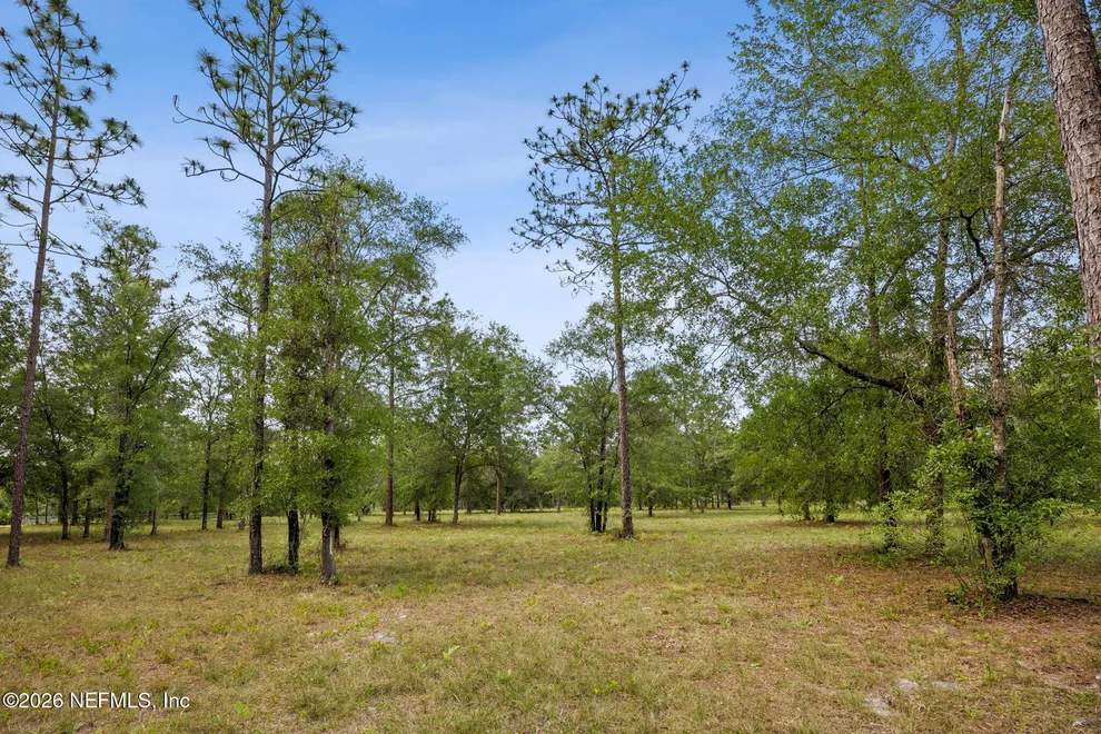 Unit for sale at 6015 PLANTATION Court, Keystone Heights, FL 32656