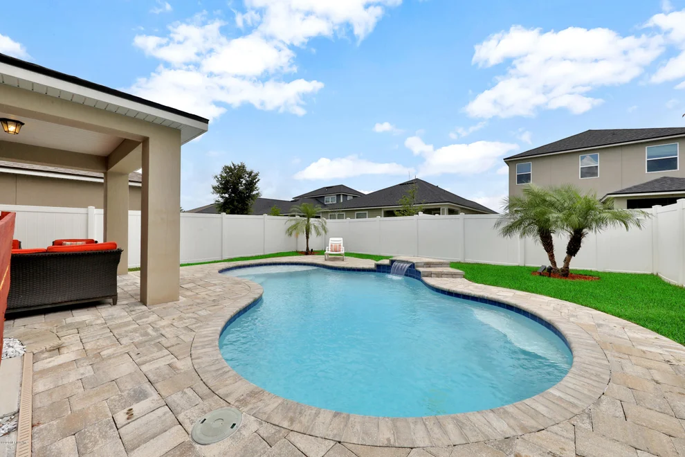 Unit for sale at 7140 FLEUR COVE Drive, Jacksonville, FL 32258