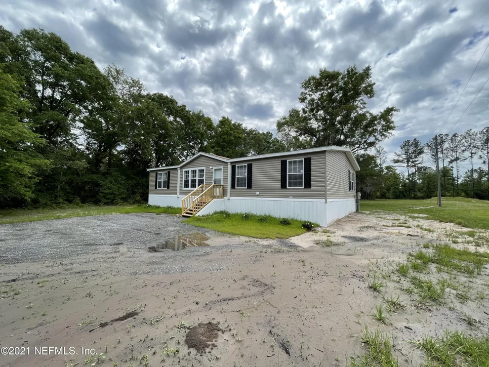 Unit for sale at 9554 NW 212TH Street, Starke, FL 32091