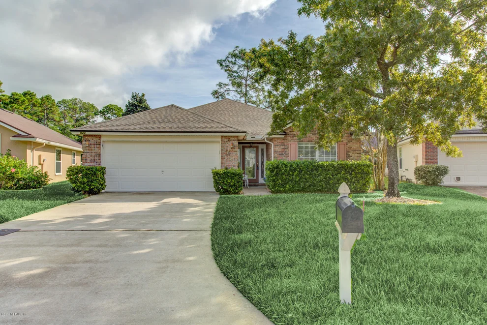 Unit for sale at 924 N LILAC Loop, Jacksonville, FL 32259