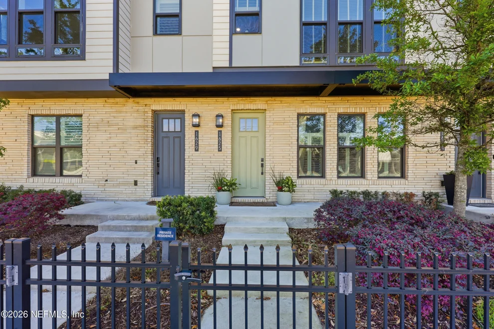 Unit for sale at 1625 BRIDGETON Drive, Jacksonville, FL 32207