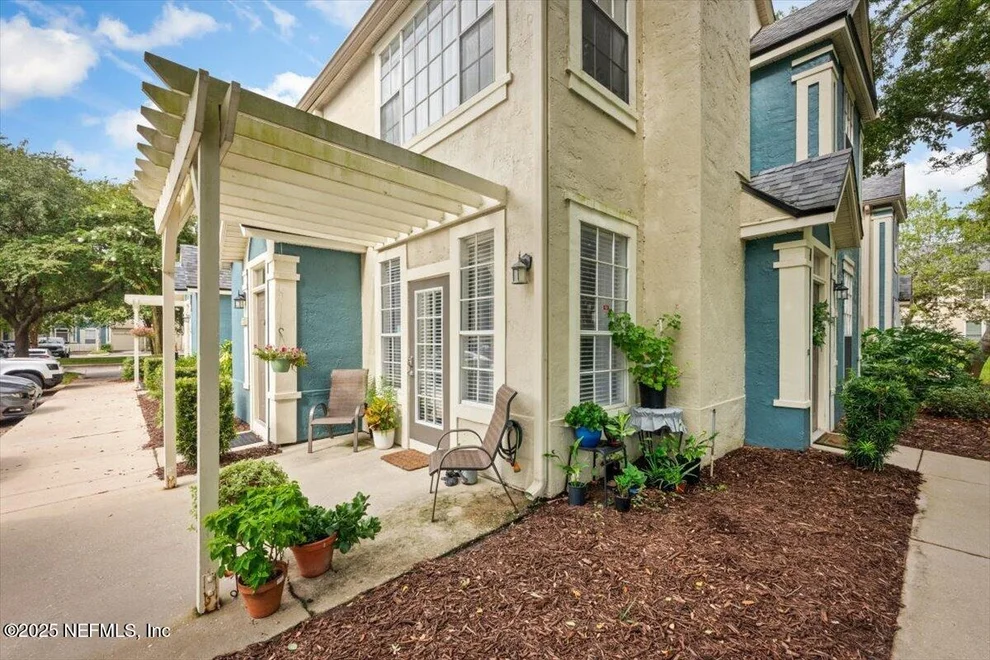 Unit for sale at 13703 RICHMOND PARK Drive N, Jacksonville, FL 32224