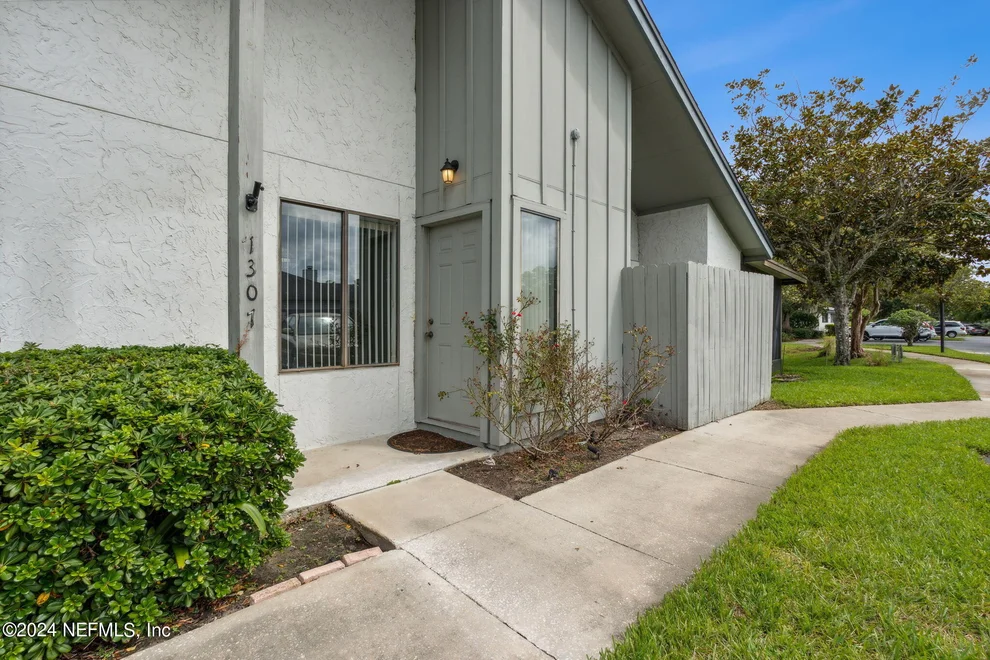 Unit for sale at 9360 CRAVEN Road, Jacksonville, FL 32257