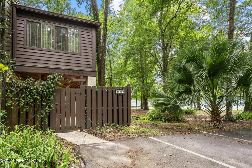 Unit for sale at 10390 BIG TREE Circle W, Jacksonville, FL 32257