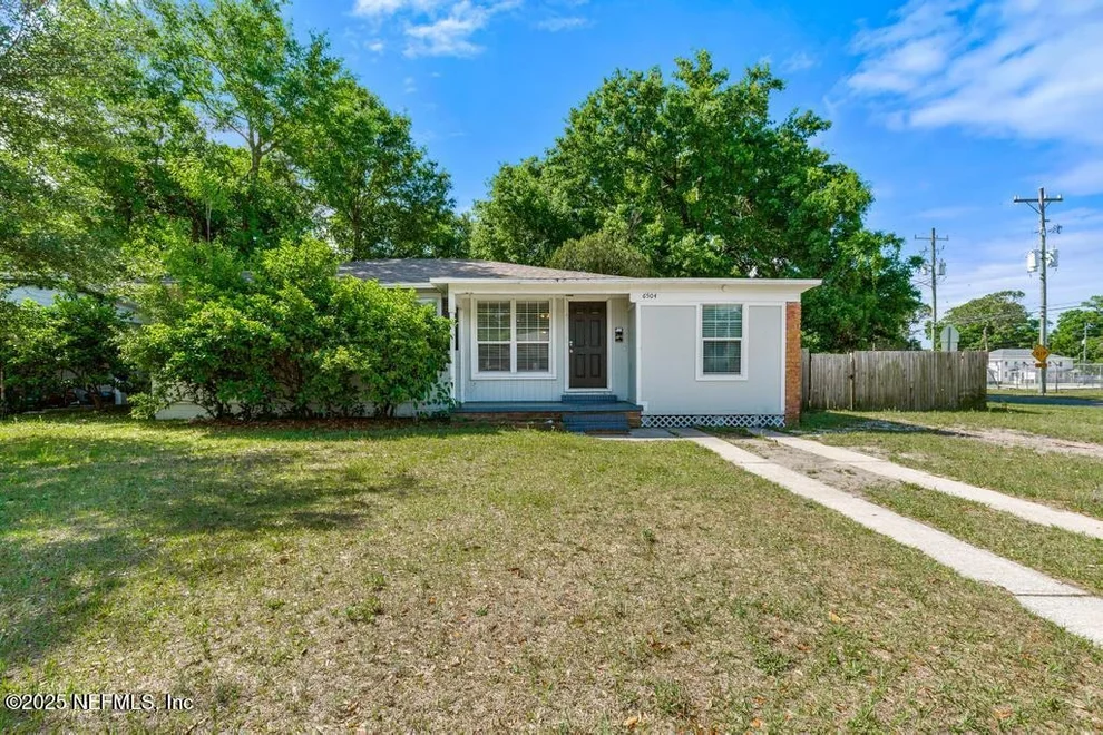 Unit for sale at 6504 BRANDEMERE Road S, Jacksonville, FL 32211